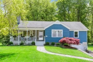49 Pert Street Trumbull, CT 06611