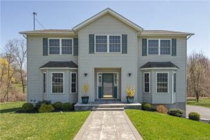 9 Christopher Court Middletown, NY 10941