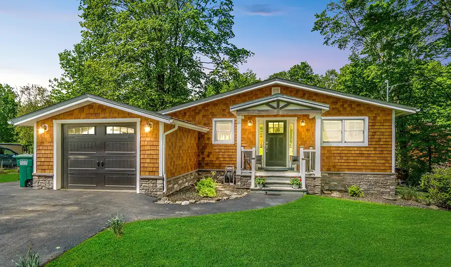 Mary Worstell, Realtor — Licensed in New York & Connecticut
